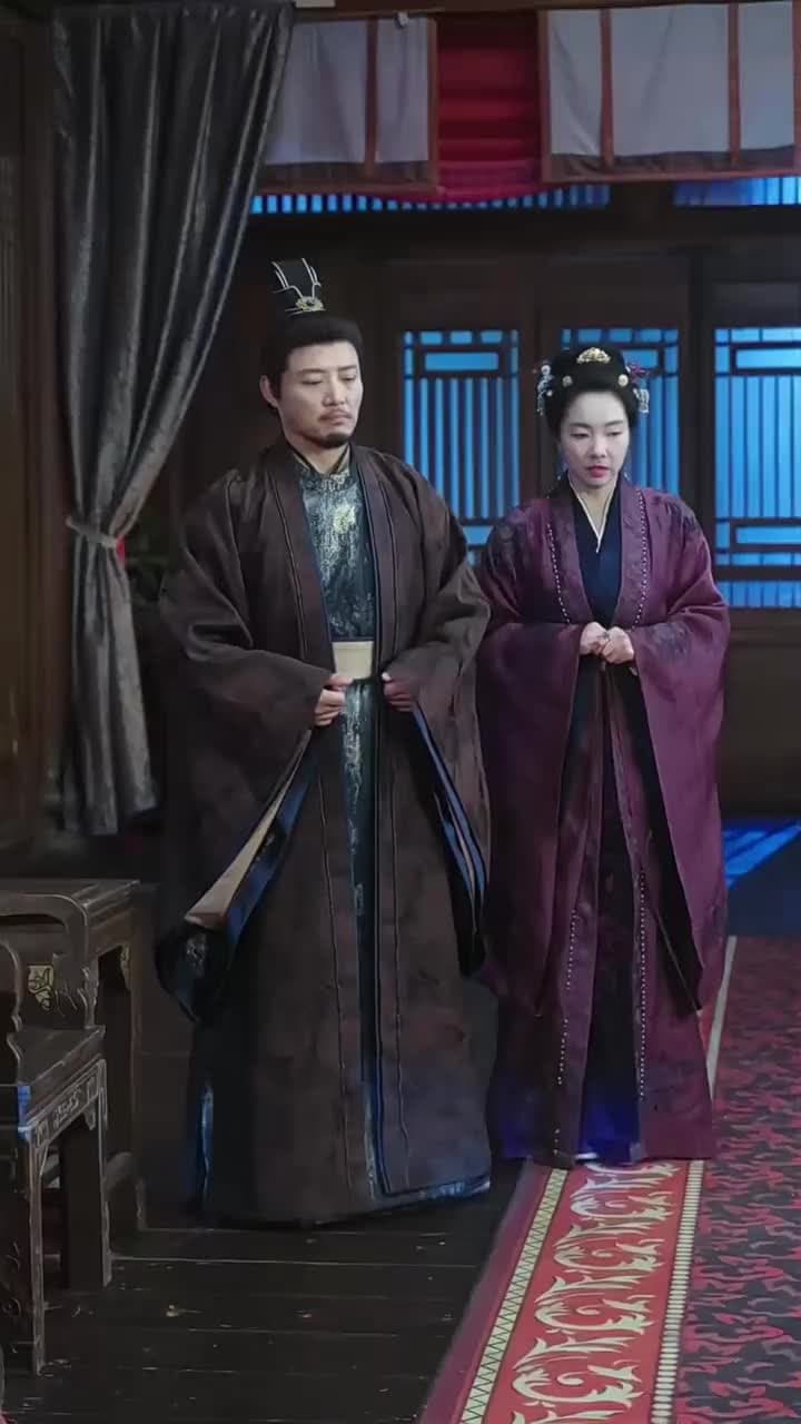 Kisah Asmara Si Kembar di Kekaisaran - Episode 33