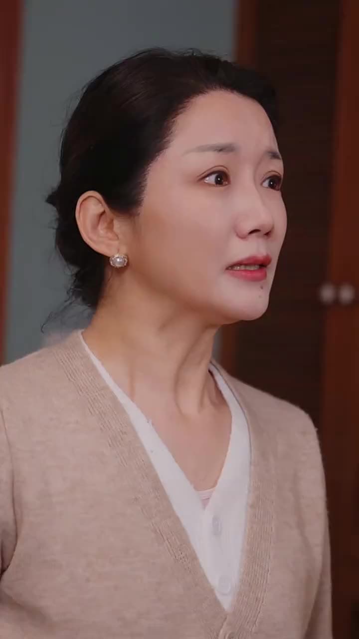 閃婚成寵,顧先生他蓄謀已久 - Episode 8