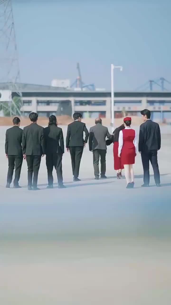 [Dijuluki]Cinta Tak Diundang - Episode 23