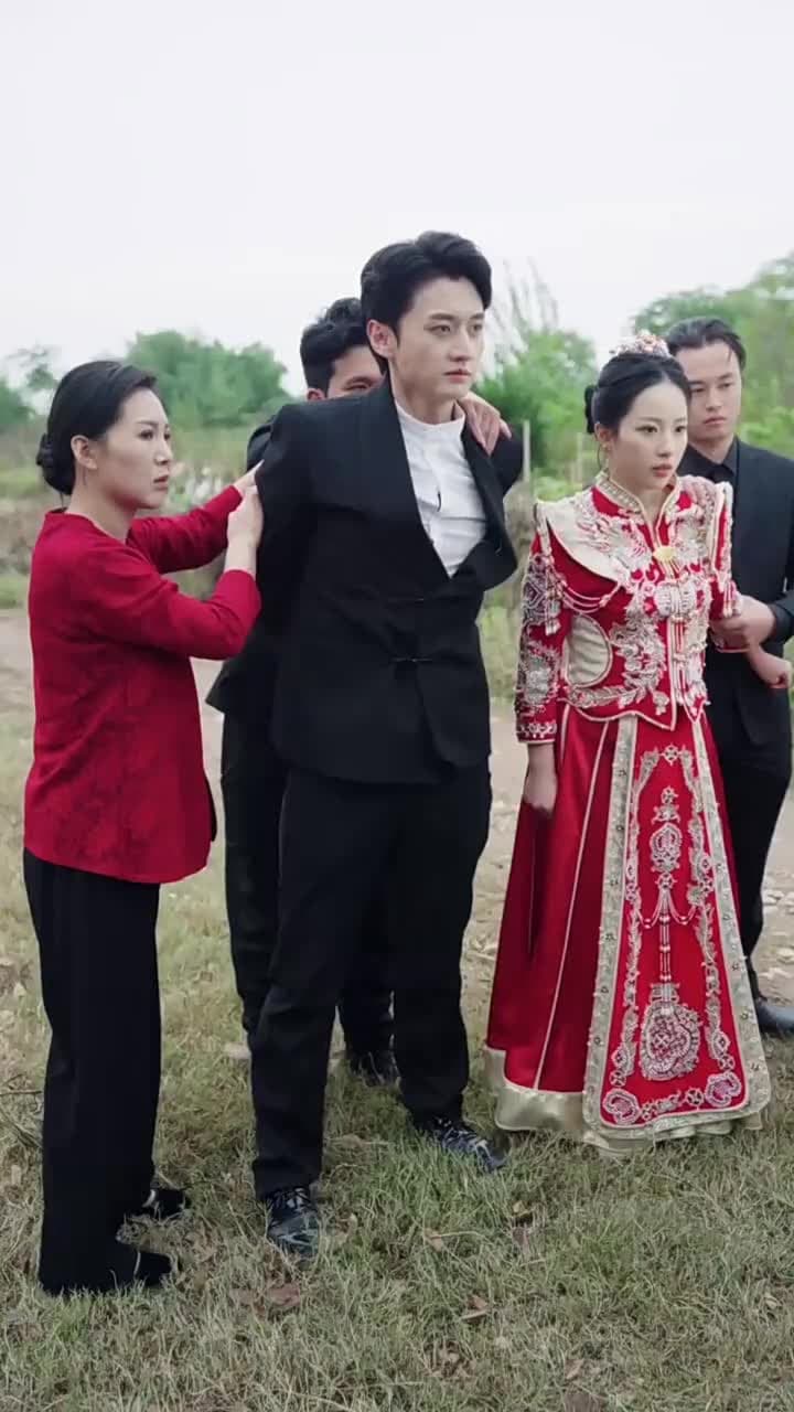 [Dijuluki]Cinta Tak Diundang - Episode 55