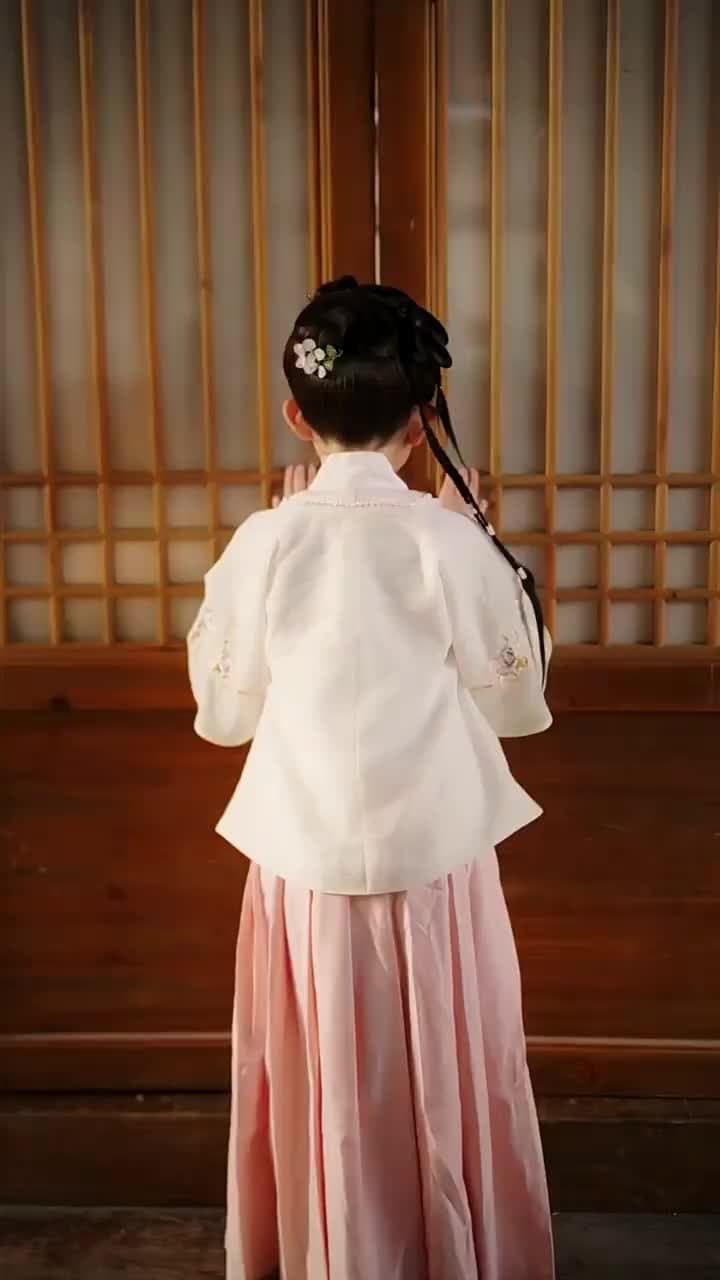 Cuando Pierden a la Niña de la Suerte - Episode 44