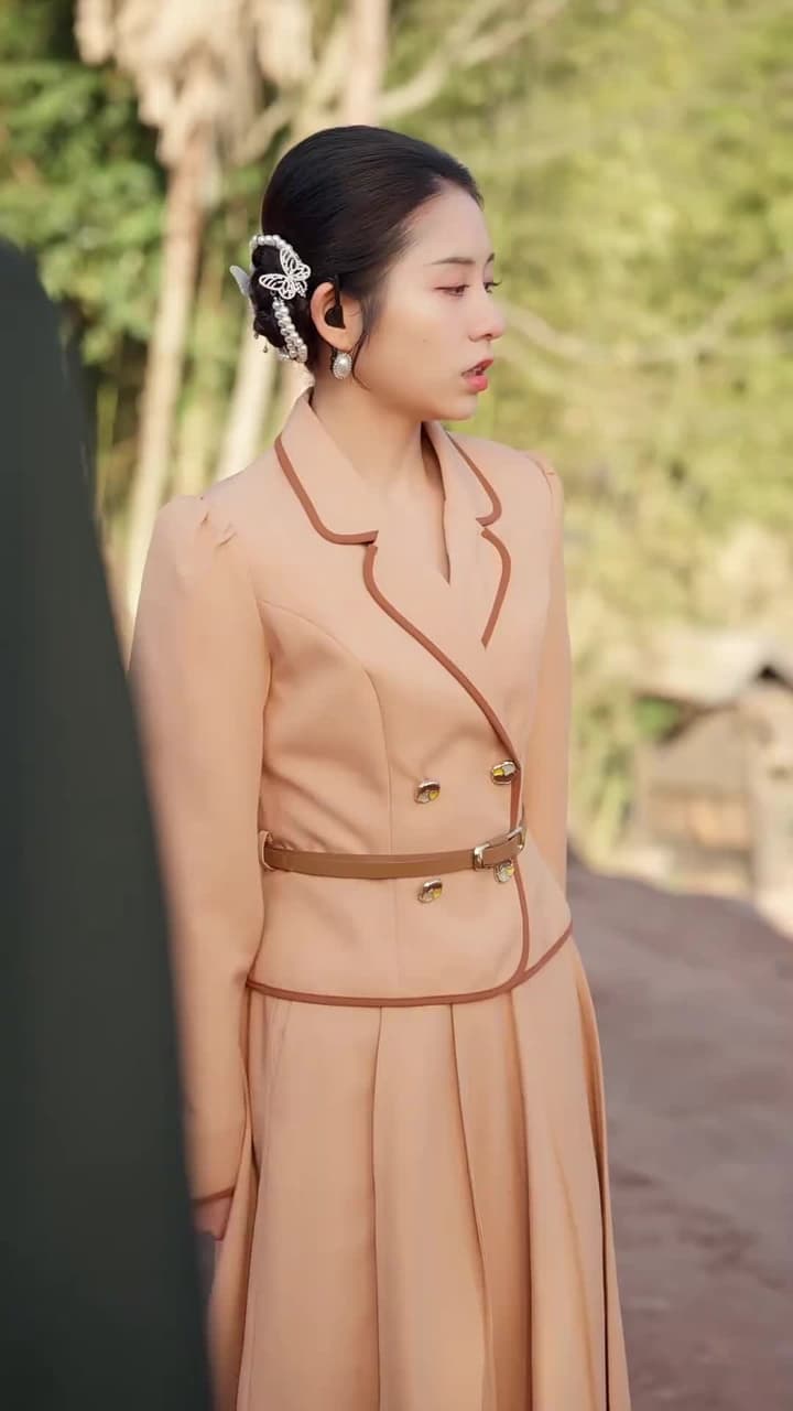 嬌小姐搬空家產,被捧上了天 - Episode 20