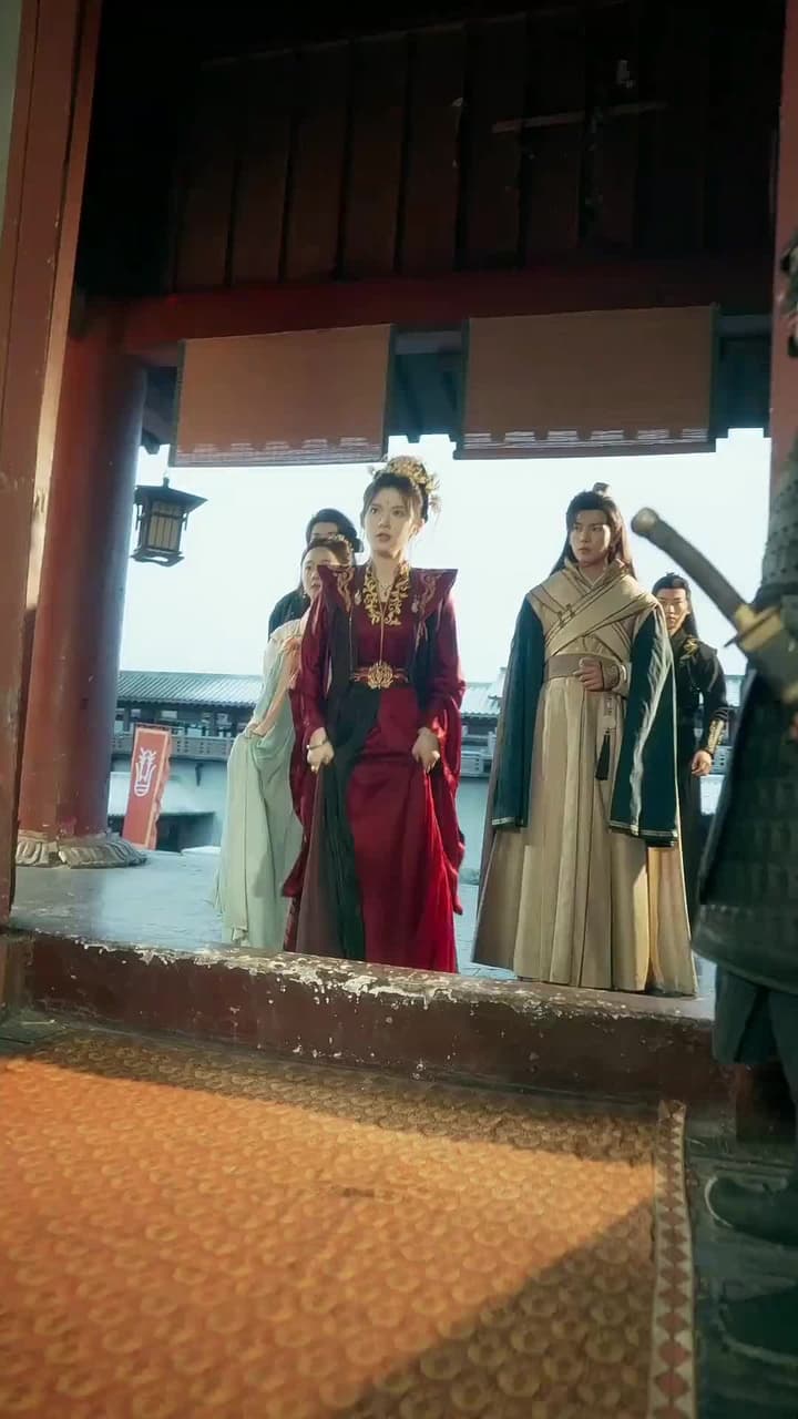 Puteri Mahkota, Medan Perang Istana - Episode 55