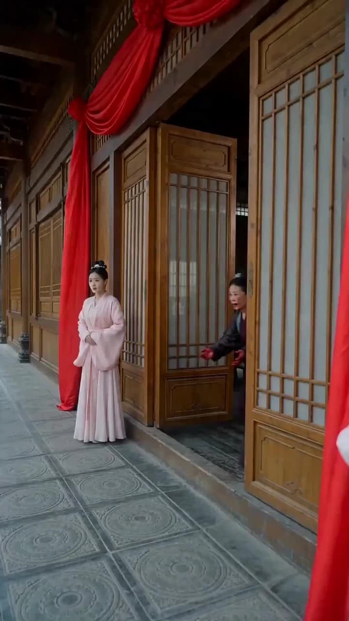Rejecting Prince Lance, Crowned Empress - Episode 49