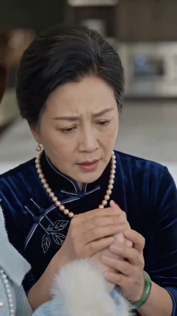 [吹替]愚かさに効く薬は、ないかしら - Episode 7