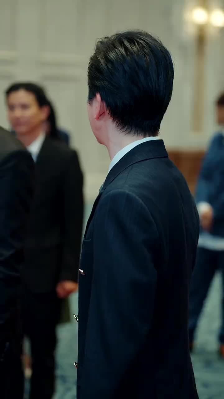 Amukan Manusia - Episode 72