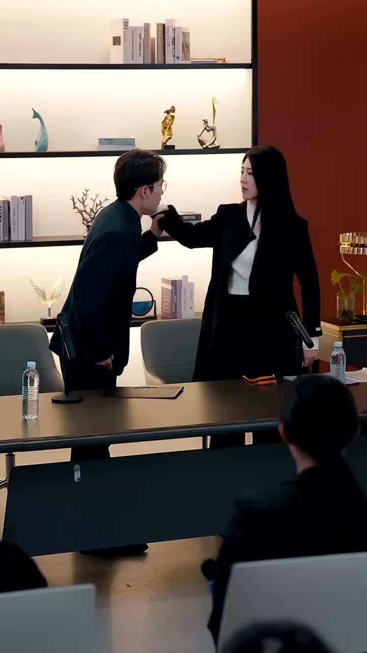 Cinta Tak Terlewatkan - Episode 63