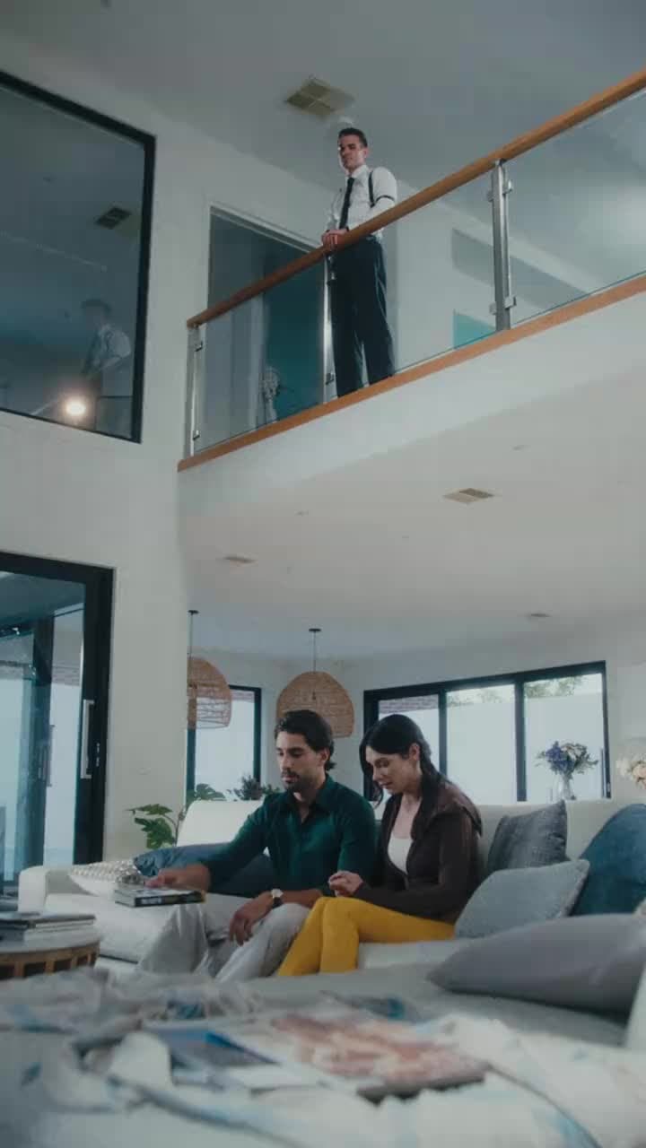 Falling For Her Bodyguard - Episode 14