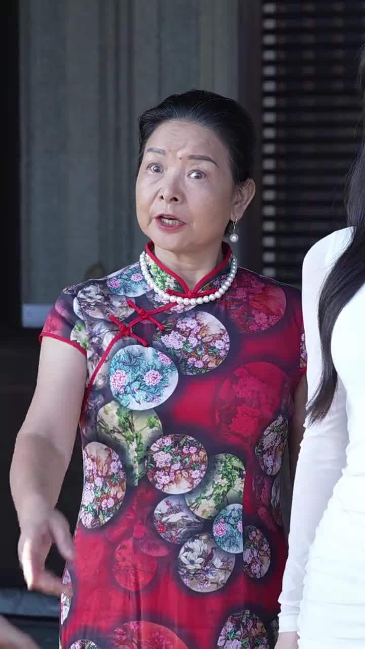 大佬的女人不好惹 - Episode 2