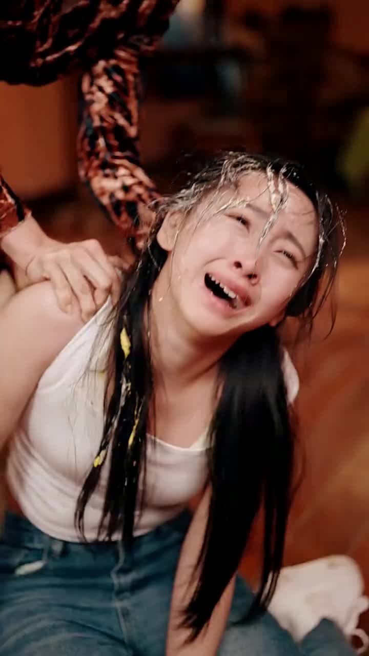 The Lost Daughter - Episode 7