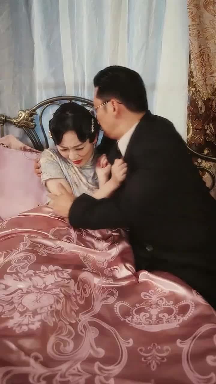Romance With my Stepmother - Episode 74