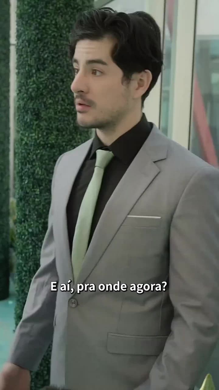 Fuga do Abraço do Bilionário - Episode 2