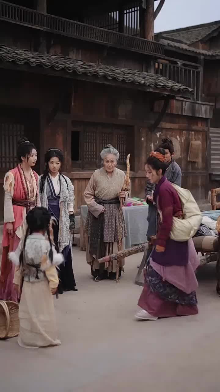 Bendición celestial tras la ruina - Episode 17