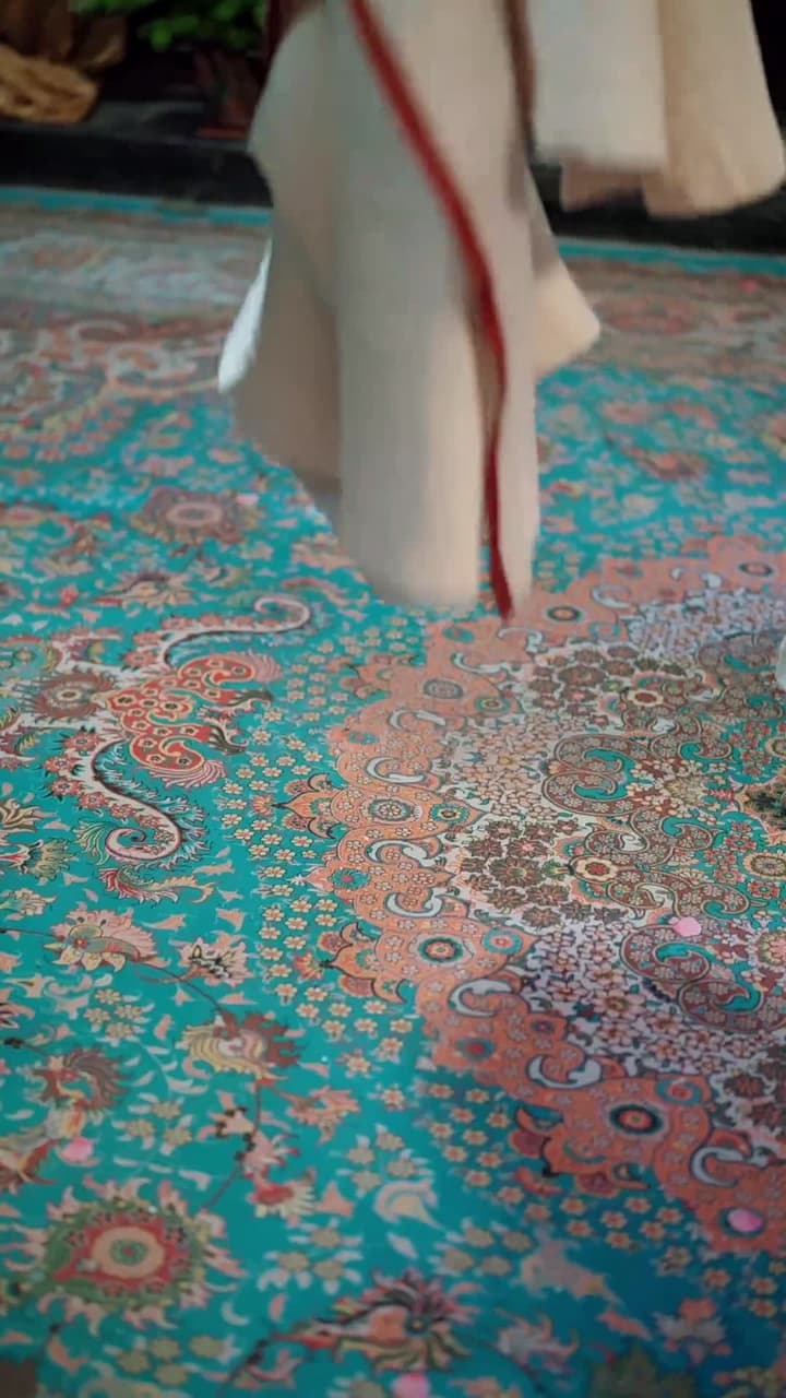 陛下がお喜びです - Episode 7