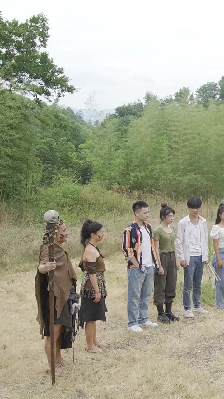 我和美女上司的荒島生涯 - Episode 96