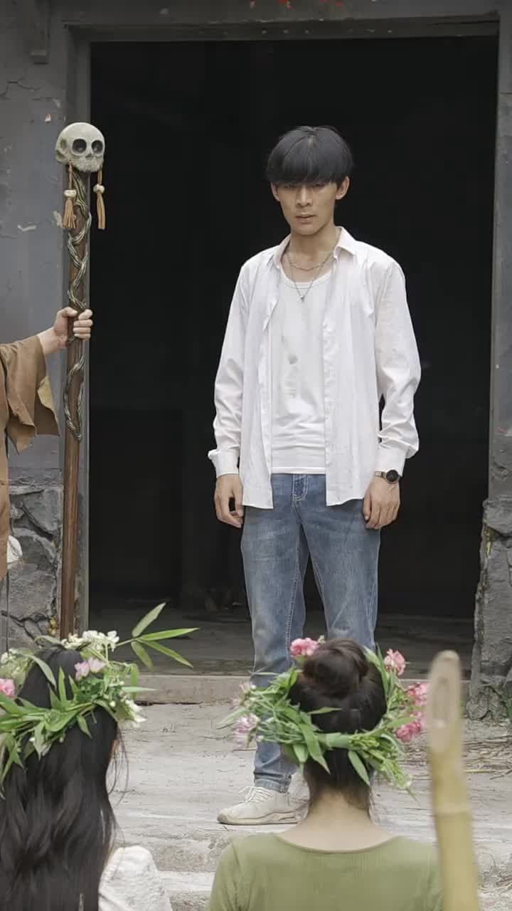 我和美女上司的荒島生涯 - Episode 109