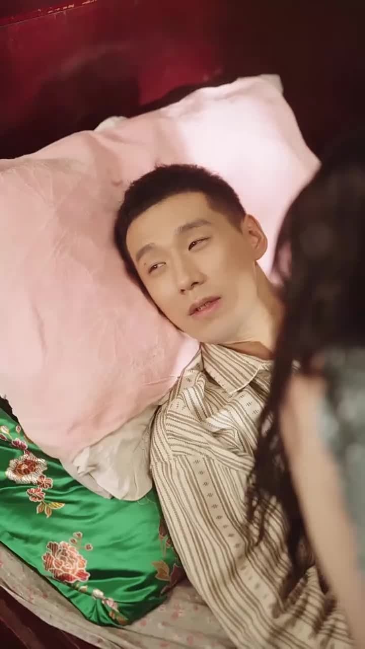 八零寵夫忙我帶全村炫肉更忙 - Episode 26