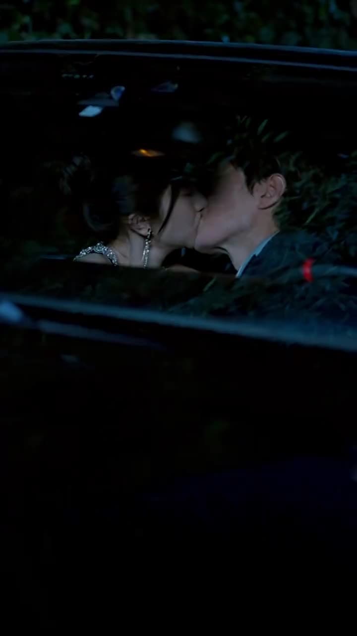 El Engaño del Amor Perfecto - Episode 6