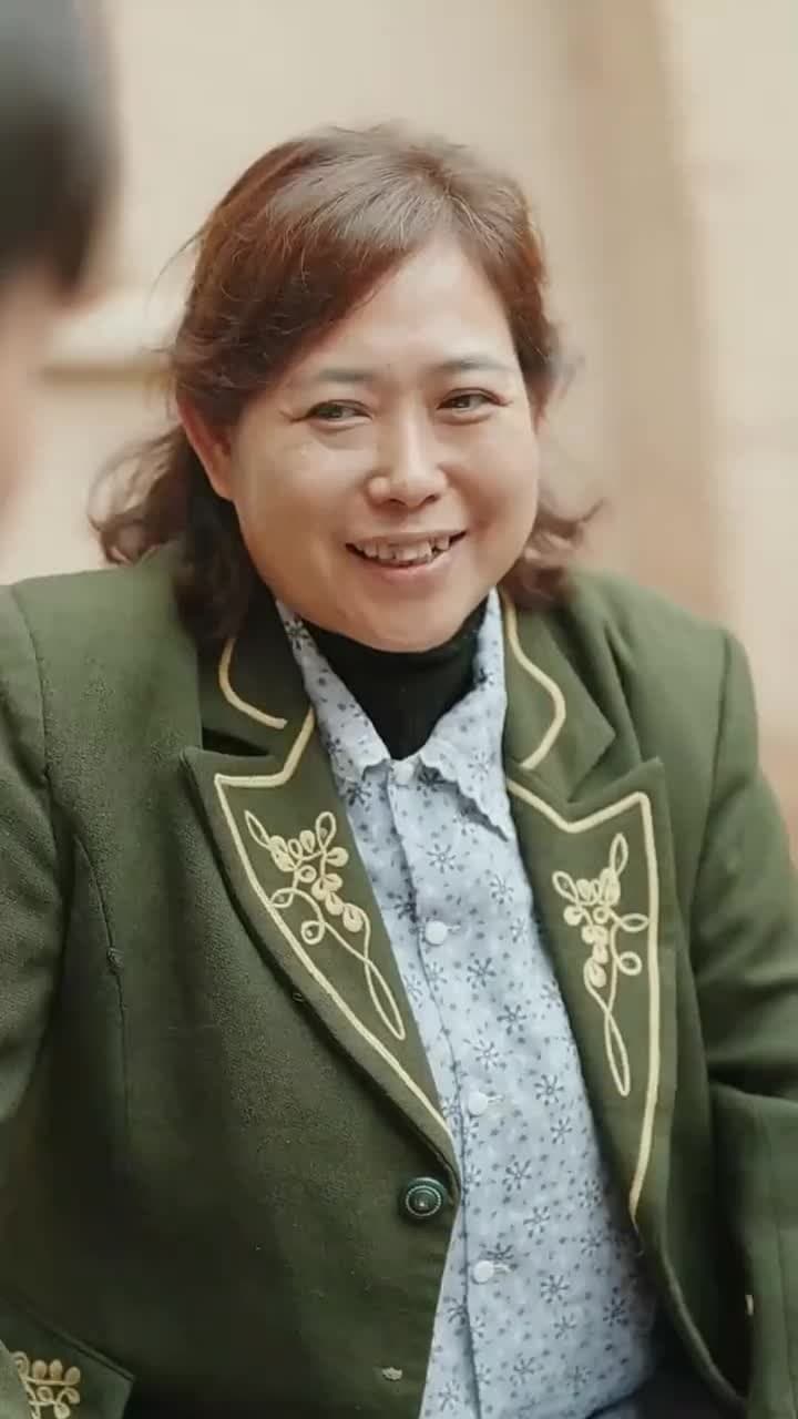 Reborn as a Fiery Wife in the '70s - Episode 55