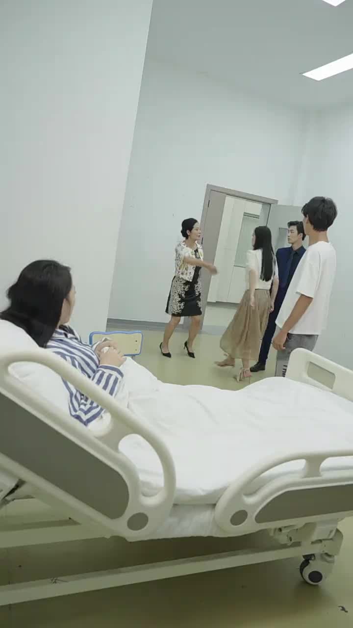 相親失敗,我閃婚了個千億霸總 - Episode 30