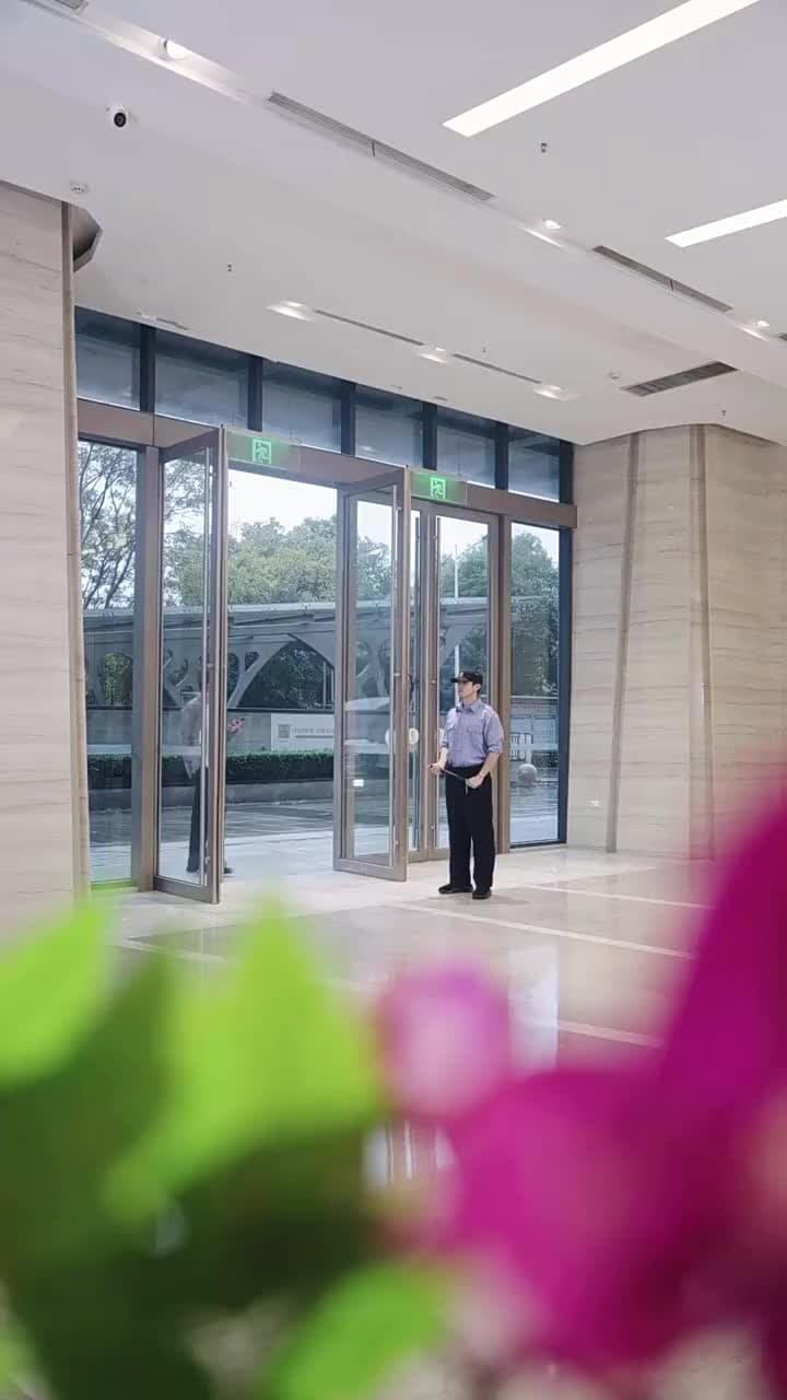 我和美女總裁有個娃 - Episode 33