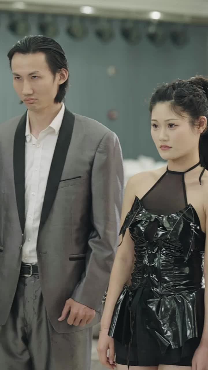 我和美女總裁有個娃 - Episode 97