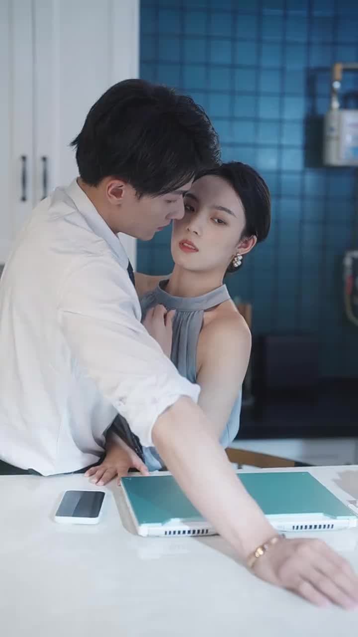 薄爺,夫人出價壹千億要退婚 - Episode 83