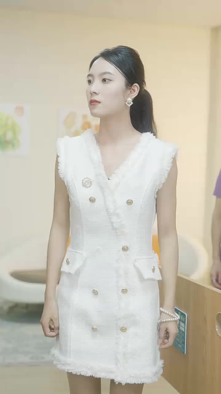 薄爺,夫人出價壹千億要退婚 - Episode 74