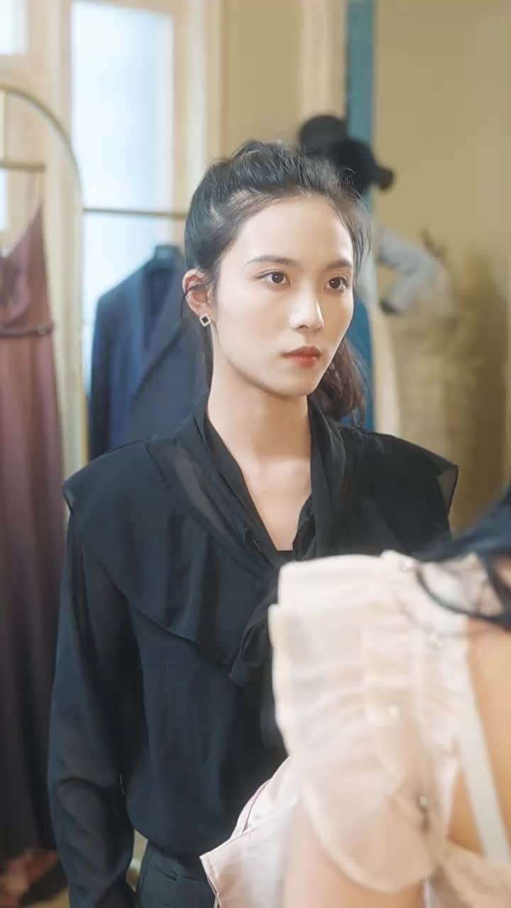 薄爺,夫人出價壹千億要退婚 - Episode 41