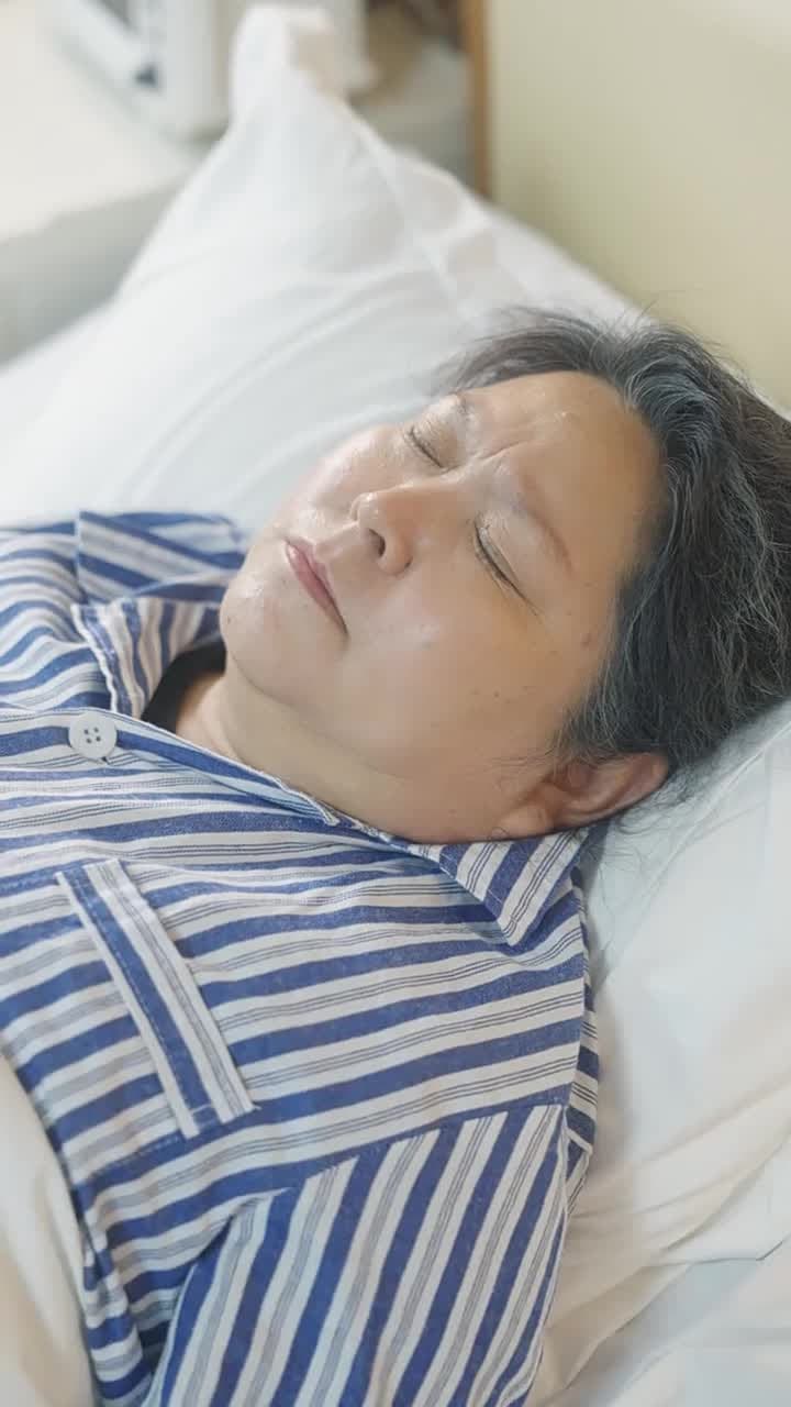 薄爺,夫人出價壹千億要退婚 - Episode 73