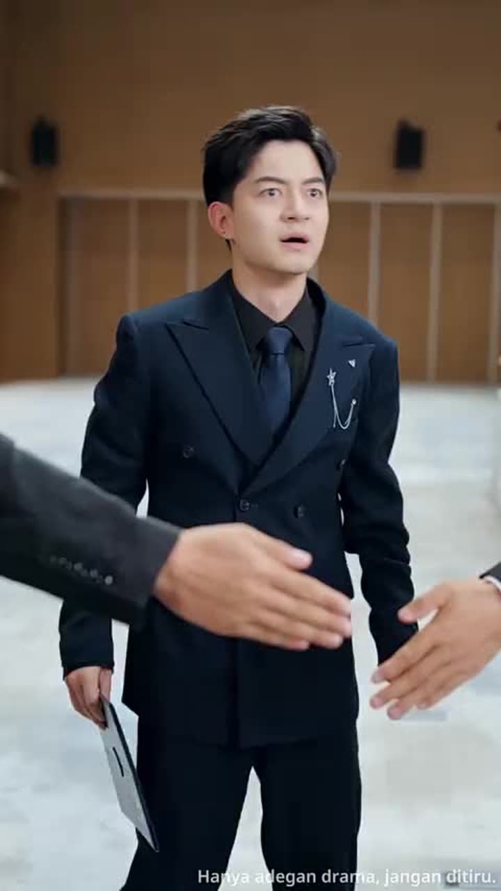Bos Muda Lelah Jadi Pewaris Hanya Ingin Bekerja Keras - Episode 12