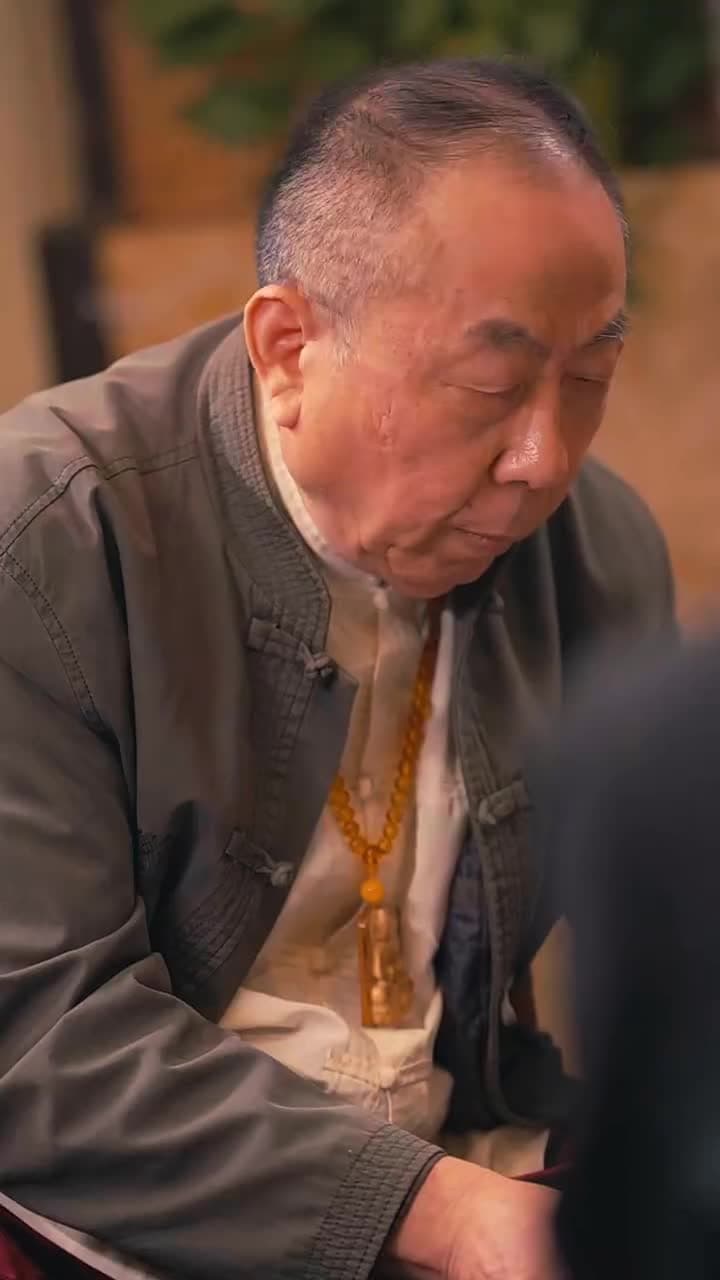 保持通話 - Episode 52