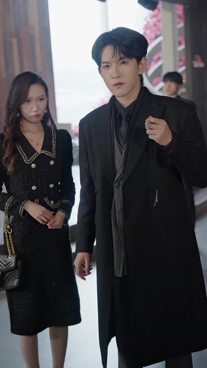恰似驕陽白月卿 - Episode 17