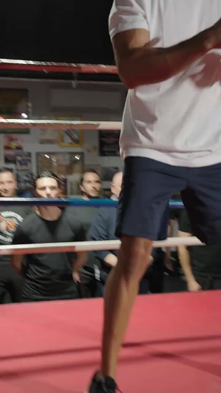 Dompter le Roi de la Ceinture d'Or - Episode 20