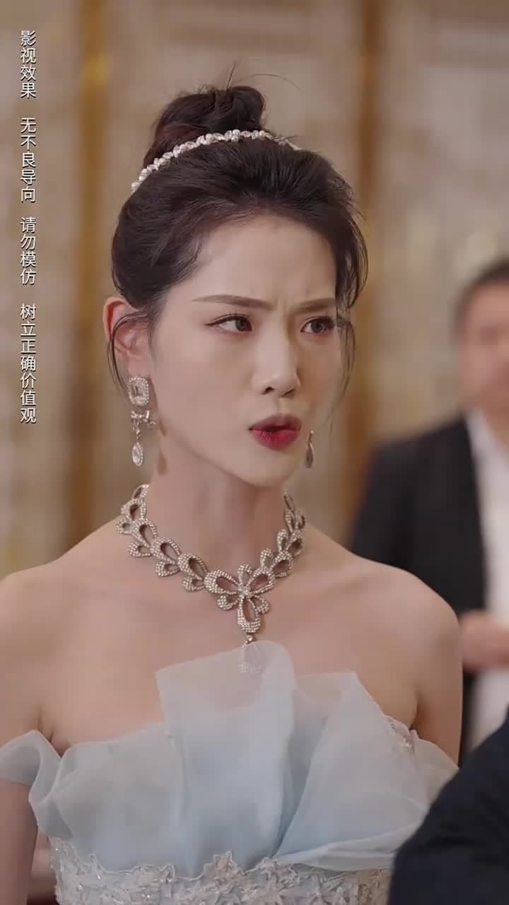 商界巨佬他不裝了 - Episode 24