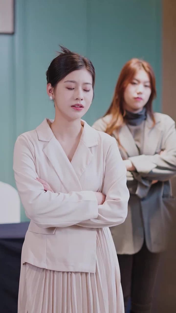 離婚後前妻她又美又颯 - Episode 35