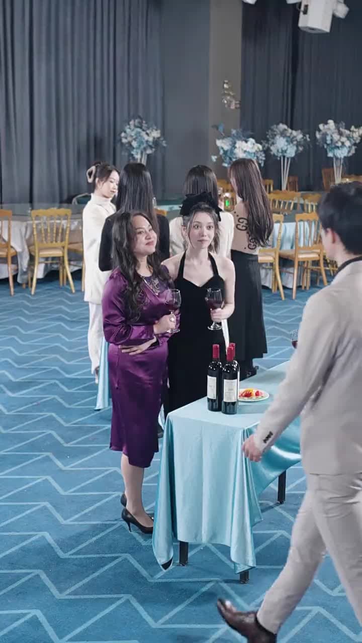 離婚後前妻她又美又颯 - Episode 44