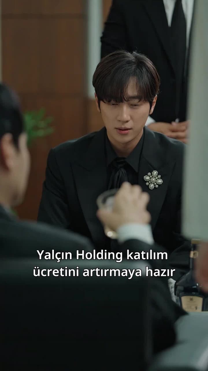 Varisin Dönüşü: Aşk ve İntikam - Episode 30