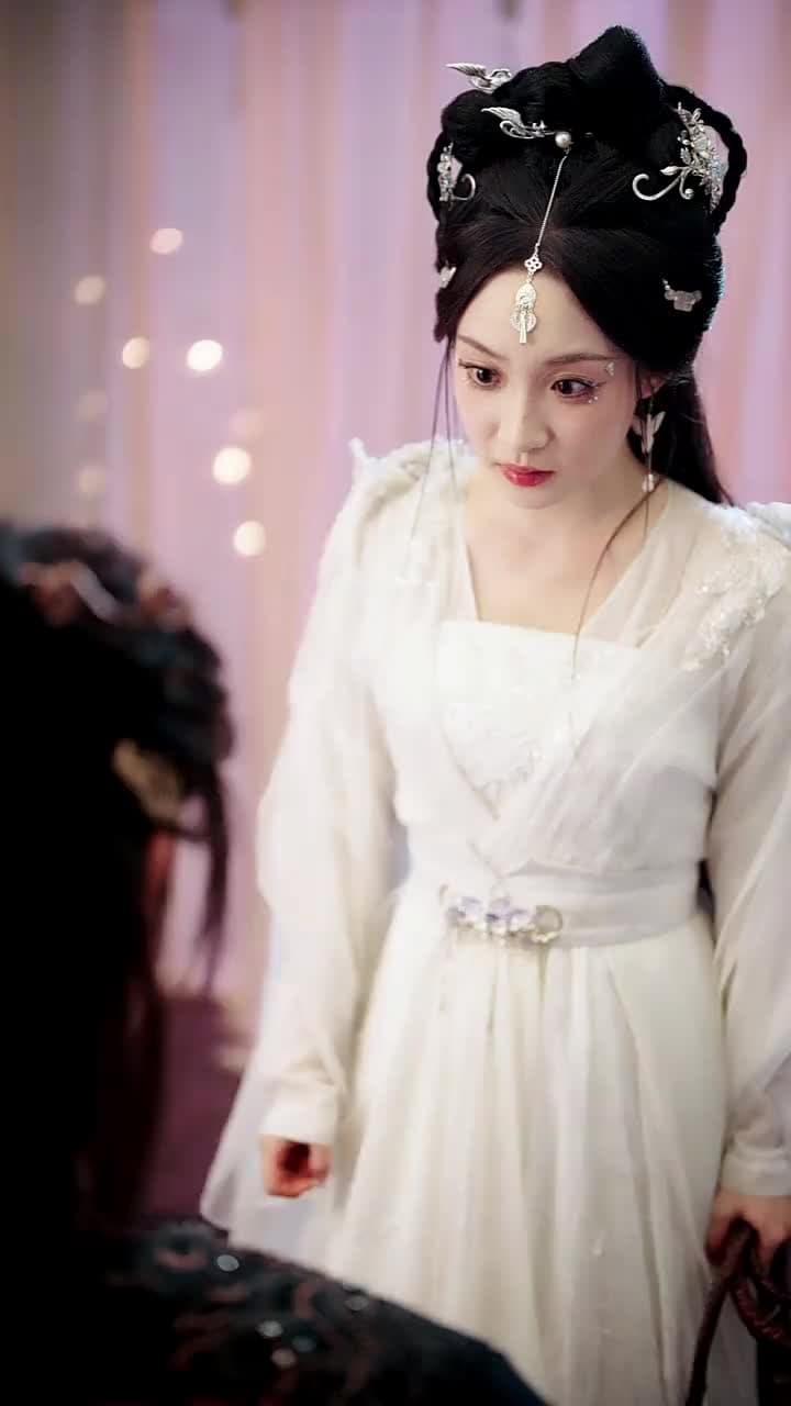 Tà Vương Truy Thê: Cuồng Phi Nổi Loạn - Episode 18