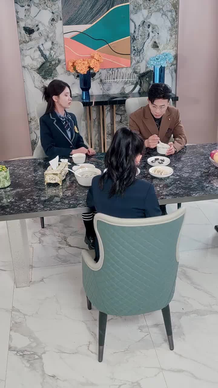 女配修改一個字,全員崩了 - Episode 8