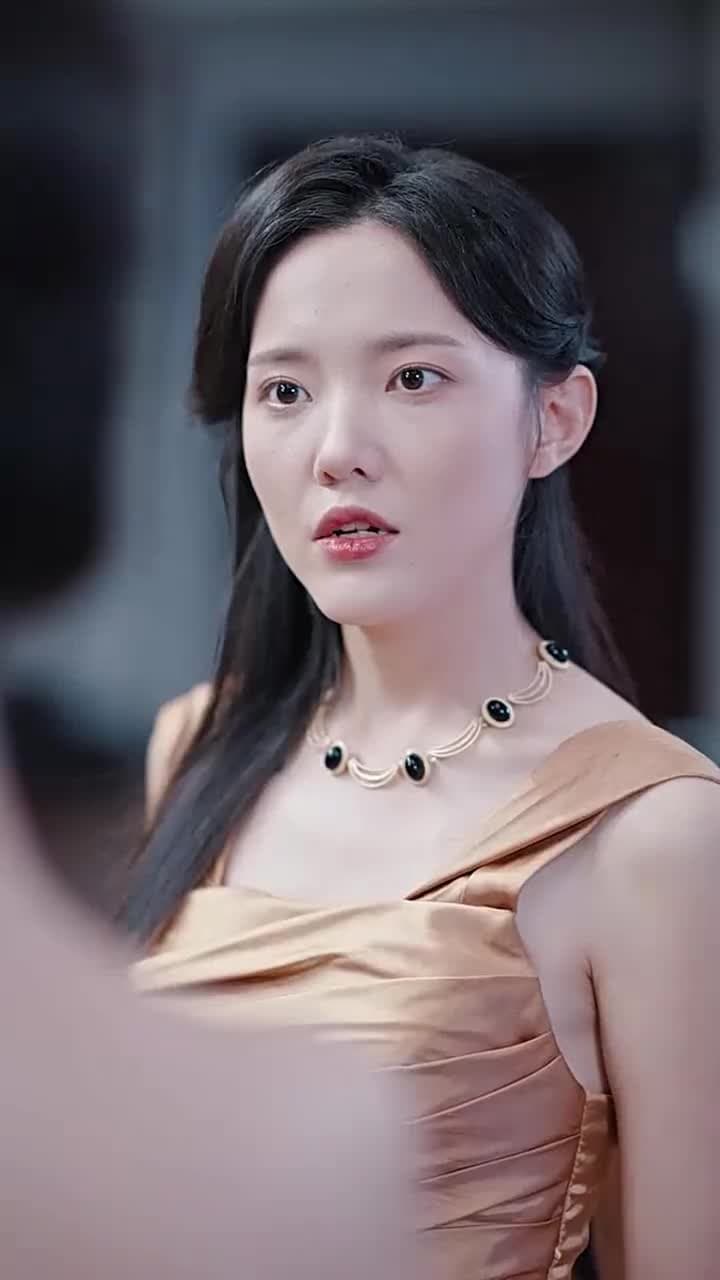 死後才知,我竟是京圈太子白月光 - Episode 82