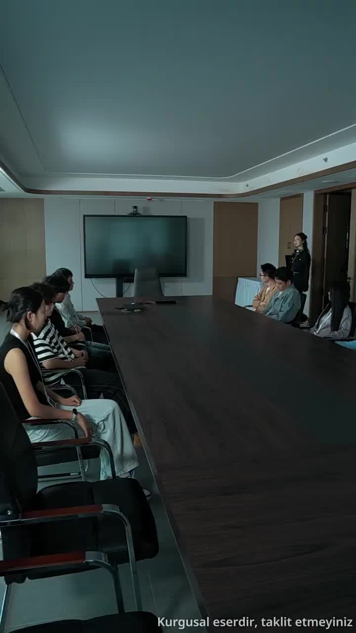 Işıklar Altında Dönmeyen Aşk - Episode 23