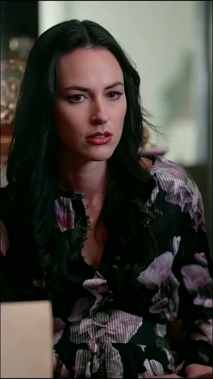 Puteri Lycan Bukan Luna Untukmu - Episode 17