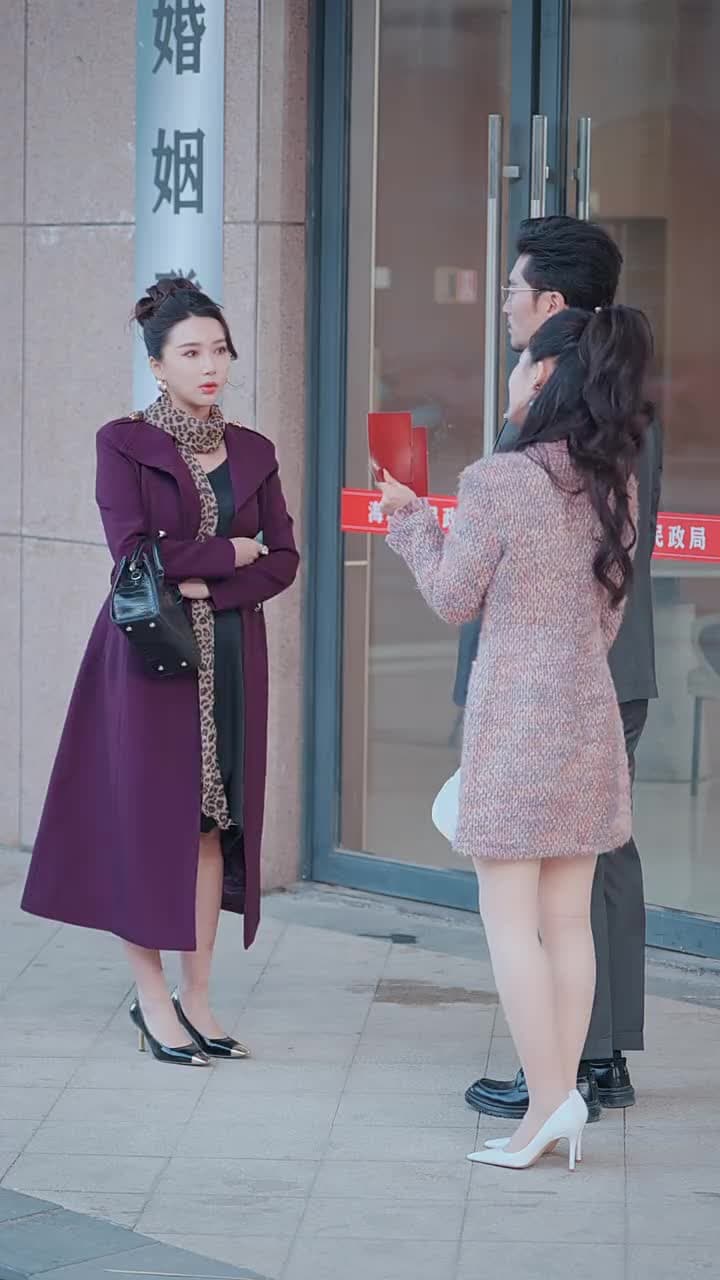離婚後,他重臨巔峯 - Episode 61