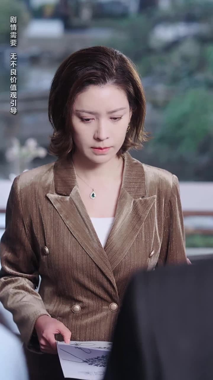 閃婚後, 殘疾大佬站起來了 - Episode 58
