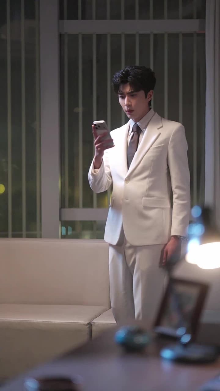 難哄!清冷傅爺每天黏着我撒嬌 - Episode 18