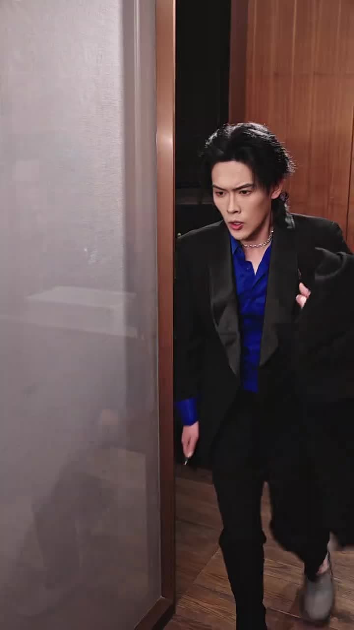 神豪系統:看直播就變強 - Episode 78