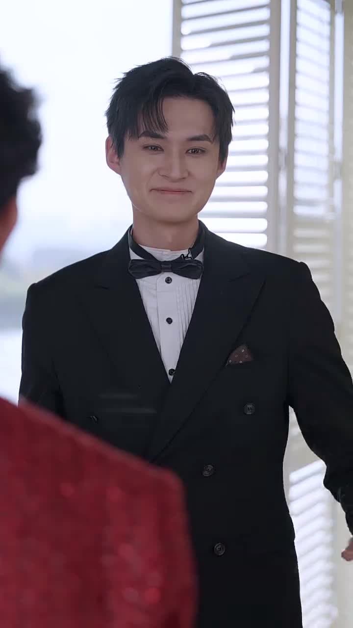 訂婚前夕她和白月光去了KTV - Episode 7