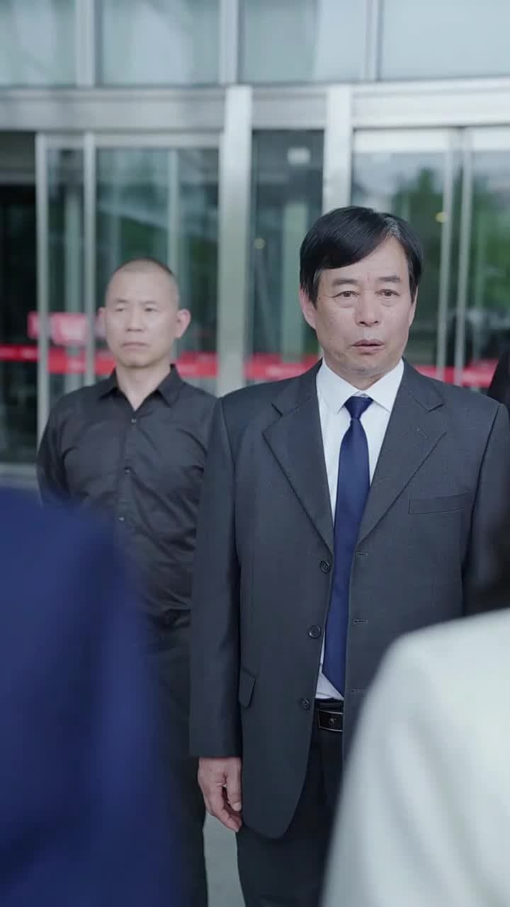 Cưới Gấp Gặp Chủ Tịch Giả Nghèo - Episode 34
