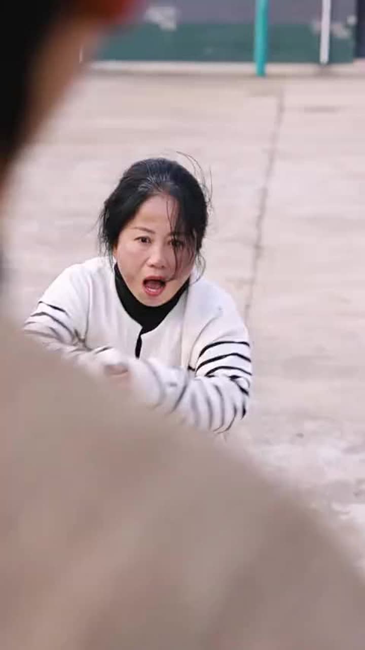 When the Stalker Gets Stalked - Episode 61